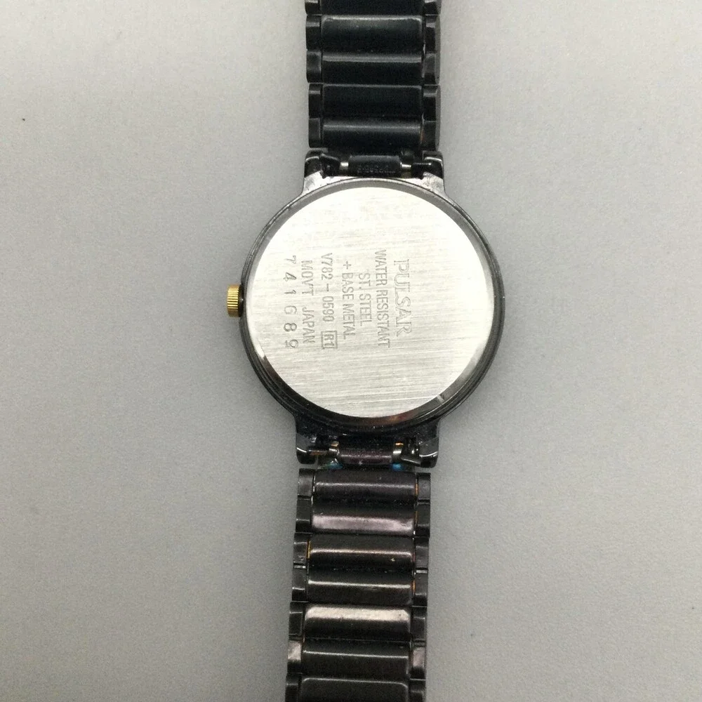 Pulsar Womens Watch 24mm Black Gold Tone Bracelet Date V722-0590 New Battery 7